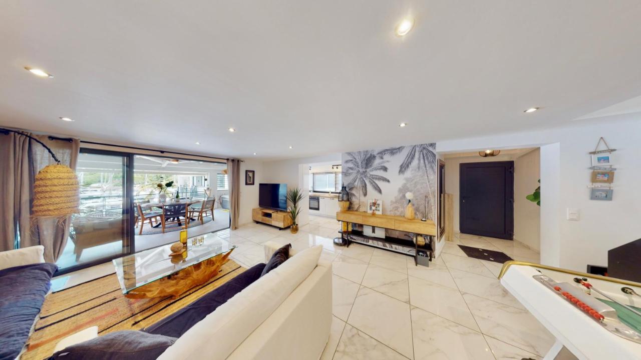 Marina, Spa & Sun - 2 Bedrooms - Luxury Apartment Anse-Marcel Extérieur photo